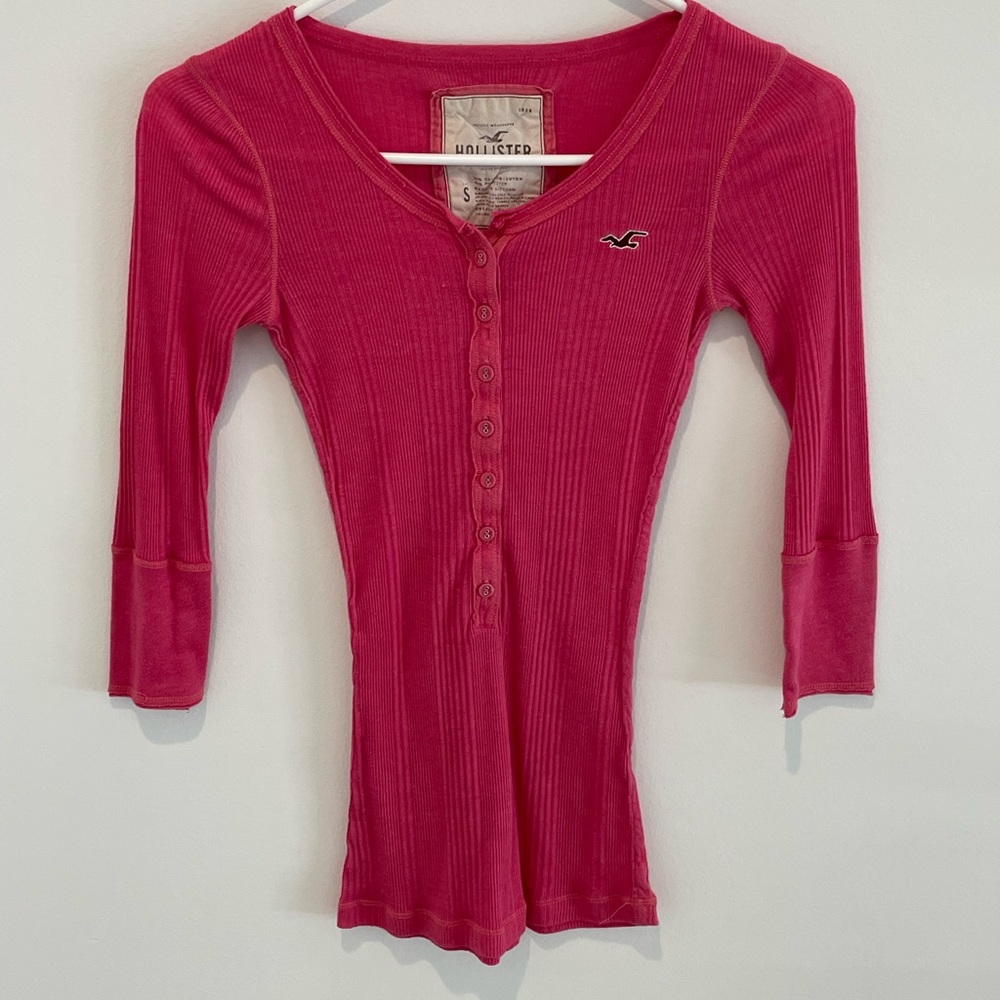 Pink 3/4 sleeve Hollister henley top